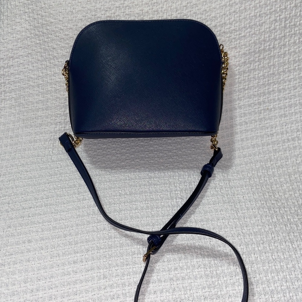 Michael Kors Medium Jet Set Emmy Dome Crossbody - Picture 5 of 14